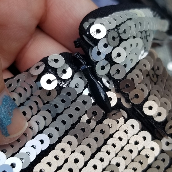 Ali & Jay striped sequin mini dress black gold silver purple medium - Picture 3 of 7